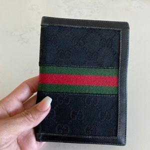 GUCCI~ UNISEX~ SHERRY LINE~ BILL FOLD/ WALLET